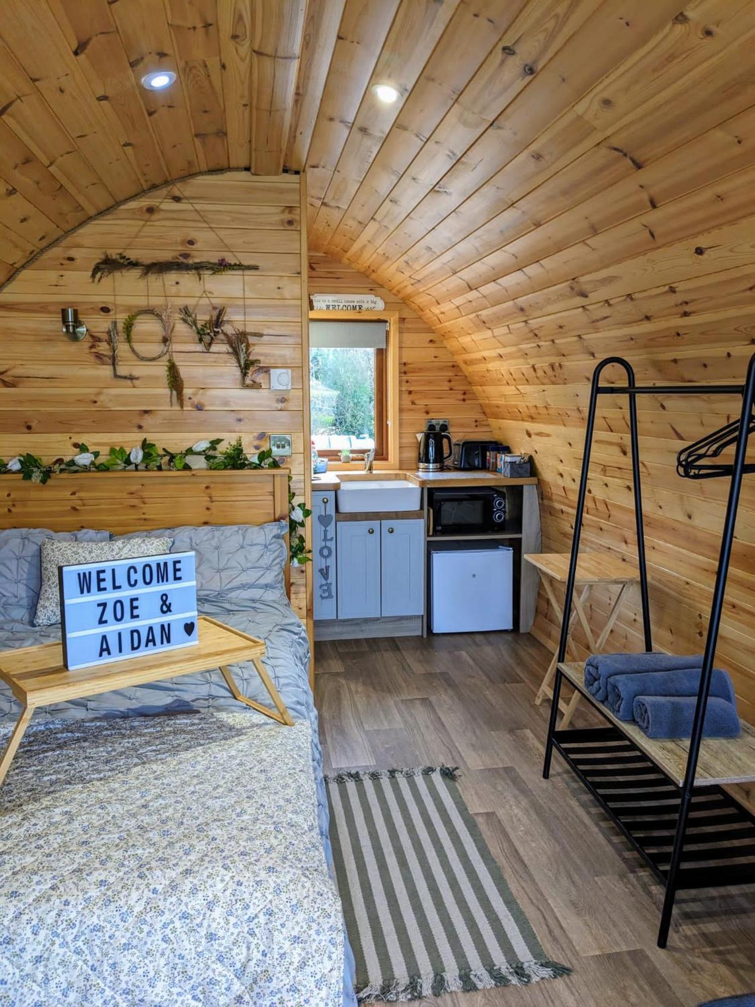 Вилла Sea Crest Pods Росноулах Экстерьер фото